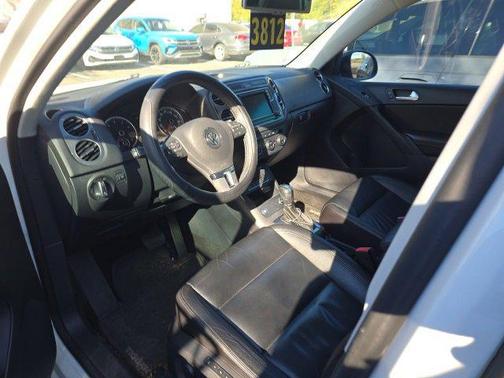 2017 Volkswagen Tiguan 2.0T Sport