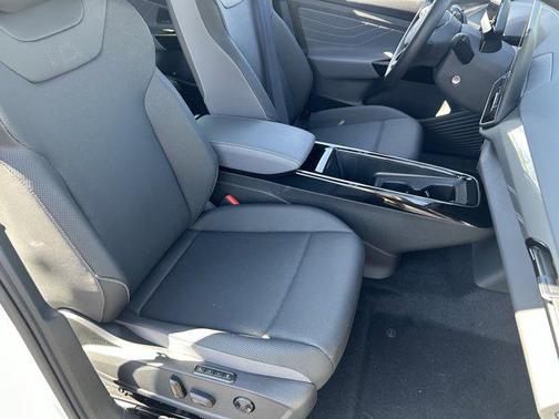 2025 Volkswagen ID.4 Pro S Plus