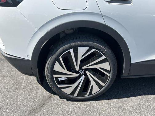 2025 Volkswagen ID.4 Pro S Plus