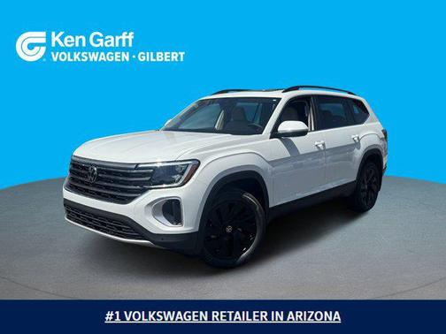 2025 Volkswagen Atlas 2.0T SE w/Technology
