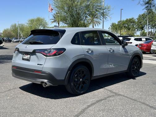 Urban Gray Pearl 2024 Honda HR-V Sport