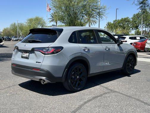 Urban Gray Pearl 2024 Honda HR-V Sport