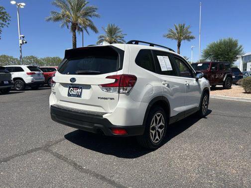 2022 Subaru Forester Premium