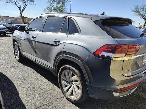 2022 Volkswagen Atlas Cross Sport 3.6L V6 SE w/Technology