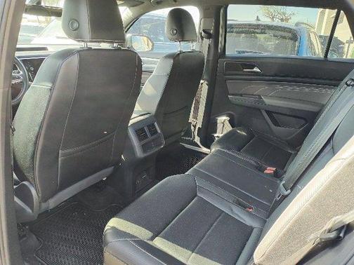 2022 Volkswagen Atlas Cross Sport 3.6L V6 SE w/Technology