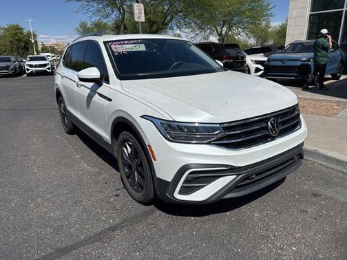 Opal White 2023 Volkswagen Tiguan 2.0T SE