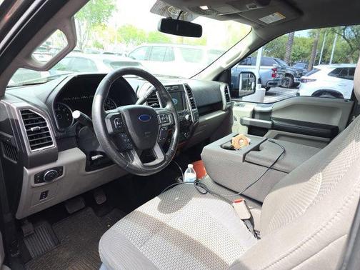 Magnetic Metallic 2015 Ford F-150 XLT