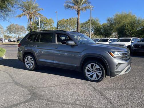 2021 Volkswagen Atlas 3.6L SE w/Technology
