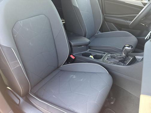 Kings Red Metallic 2026 Volkswagen Jetta 1.4T S