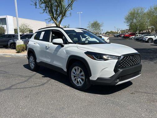 2023 Toyota Corolla Cross LE