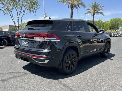 2025 Volkswagen Atlas Cross Sport 2.0T SE w/Technology 4MOTION