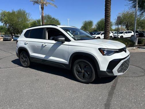 2025 Volkswagen Taos 1.5T S