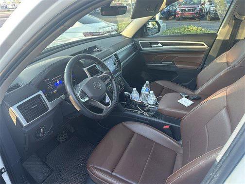 2022 Volkswagen Atlas 2.0T SE w/Technology 4MOTION