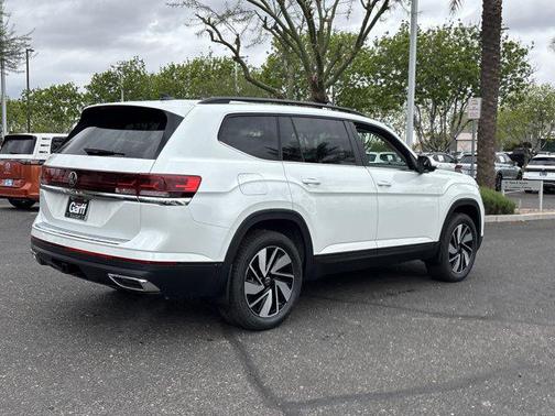 opal white pearl 2026 Volkswagen Atlas 2.0T SE w/Technology