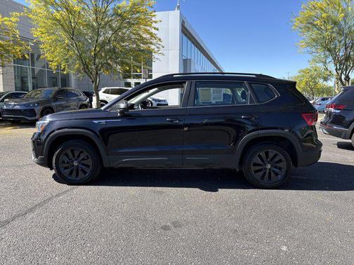 2024 Volkswagen Taos 1.5T S