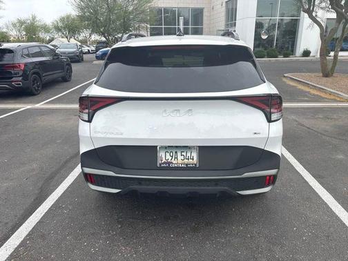 Glacial White Pearl 2023 Kia Sportage S