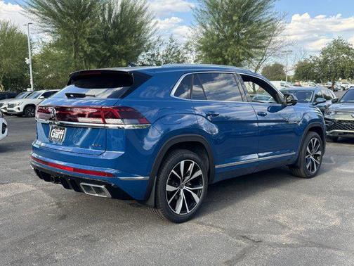 2026 Volkswagen Atlas Cross Sport 2.0T SEL Premium