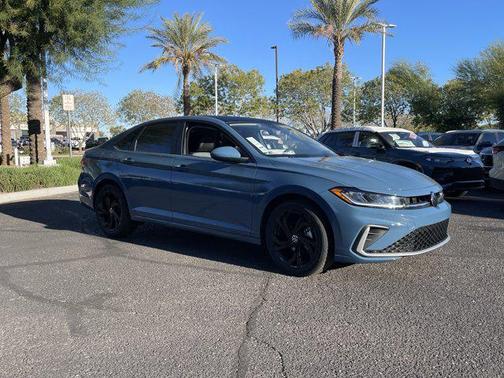 2026 Volkswagen Jetta 1.4T SE