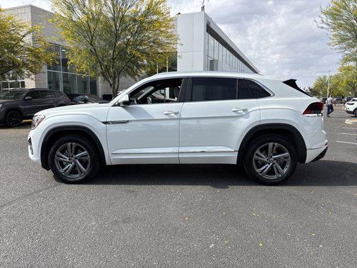 2024 Volkswagen Atlas Cross Sport 2.0T SEL