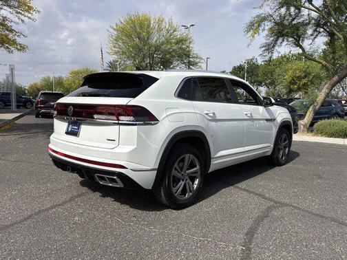 2024 Volkswagen Atlas Cross Sport 2.0T SEL