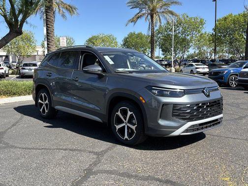 platinum gray metallic 2026 Volkswagen Tiguan 2.0T SE