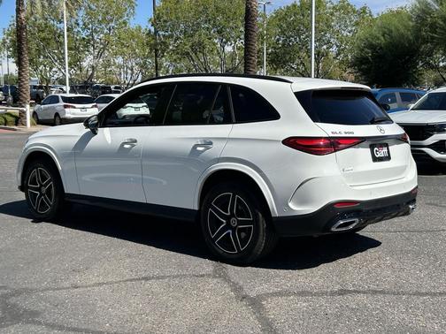 White 2025 Mercedes-Benz GLC 300 Base