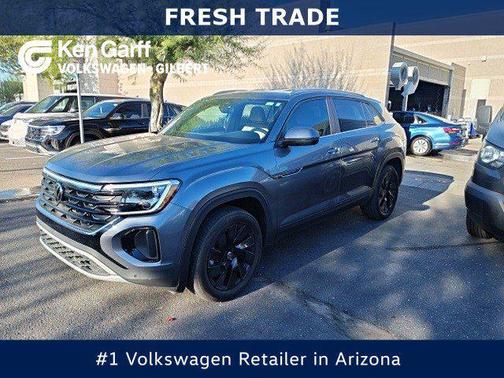2024 Volkswagen Atlas Cross Sport 2.0T SE w/Technology