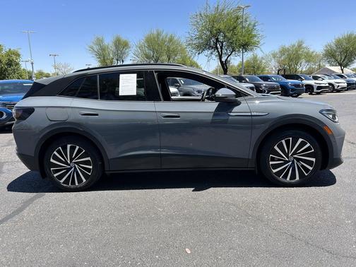 Pure Gray 2024 Volkswagen ID.4 S