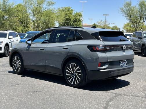 Pure Gray 2024 Volkswagen ID.4 S