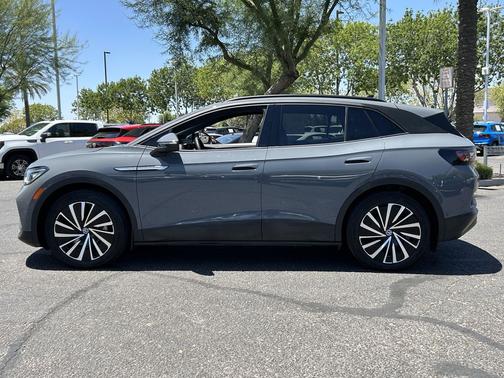 Pure Gray 2024 Volkswagen ID.4 S