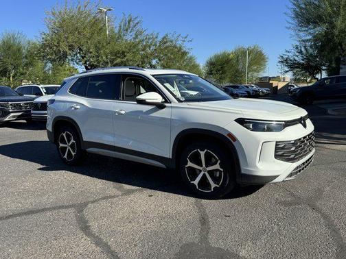 2025 Volkswagen Tiguan 2.0T SE 4MOTION
