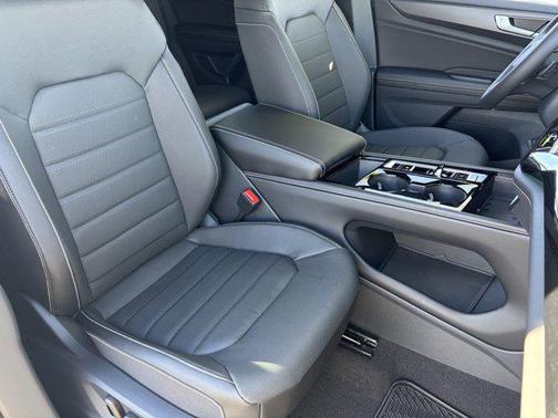 2026 Volkswagen Atlas Cross Sport 2.0T SEL