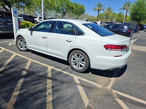 2020 Volkswagen Passat 2.0T SE