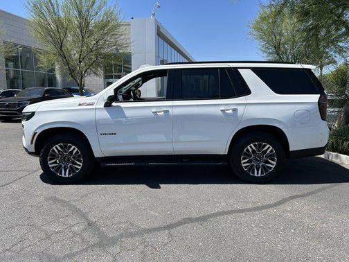 Iridescent Pearl Tricoat 2025 Chevrolet Tahoe 4WD Z71