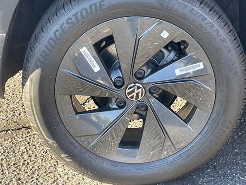 2026 Volkswagen Taos S