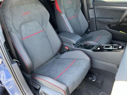 Slate Blue Metallic 2026 Volkswagen Golf GTI 2.0T SE DSG
