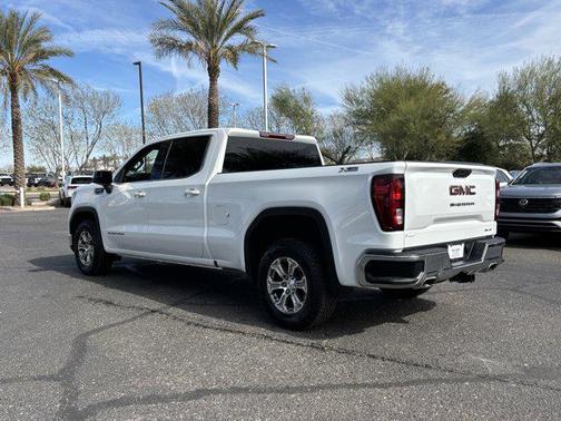 2023 GMC Sierra 1500 SLE