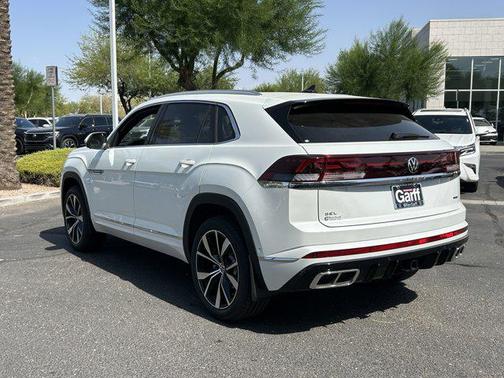 2025 Volkswagen Atlas Cross Sport 2.0T SEL Premium