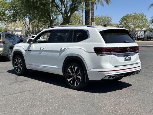 Opal White Pearl 2026 Volkswagen Atlas 2.0T SEL Premium R-Line 4MOTION