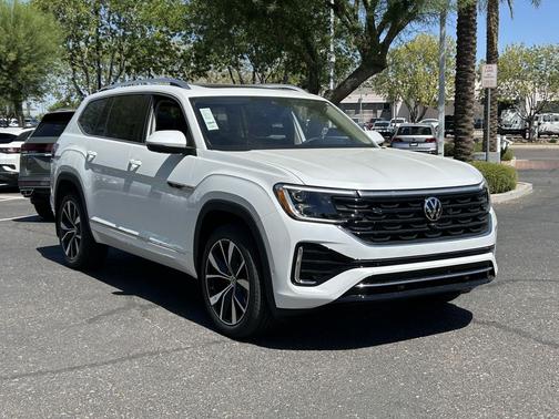 Opal White Pearl 2026 Volkswagen Atlas 2.0T SEL Premium R-Line 4MOTION