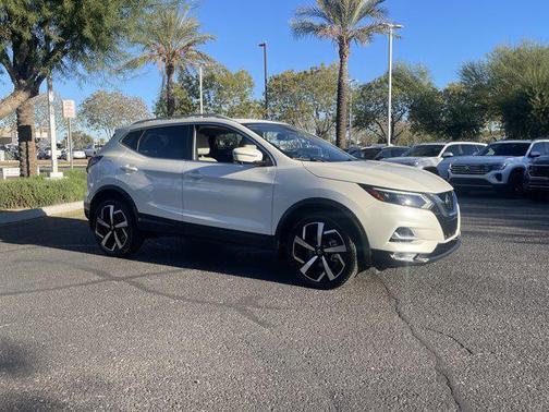 2021 Nissan Rogue Sport SL