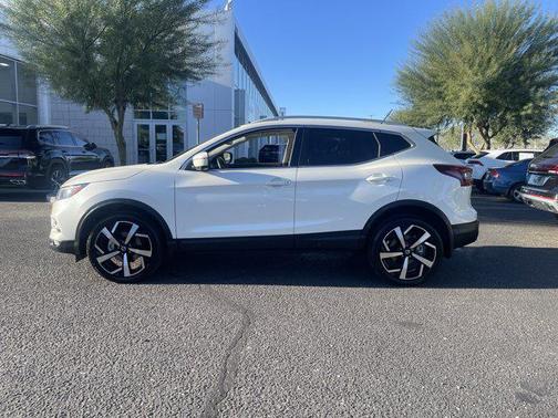 2021 Nissan Rogue Sport SL