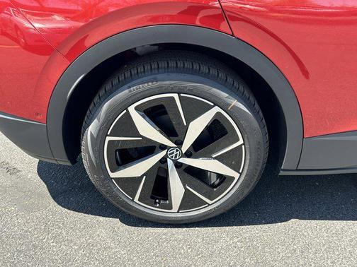 2025 Volkswagen ID.4 Pro