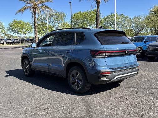Monterey Blue Pearl 2026 Volkswagen Taos S