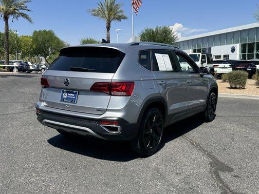 2024 Volkswagen Taos 1.5T SEL