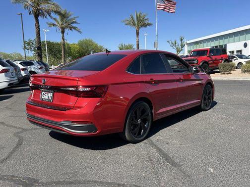 2025 Volkswagen Jetta 1.5T SE