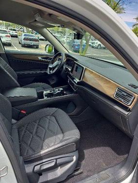 Pure White 2024 Volkswagen Atlas 2.0T SE w/Technology