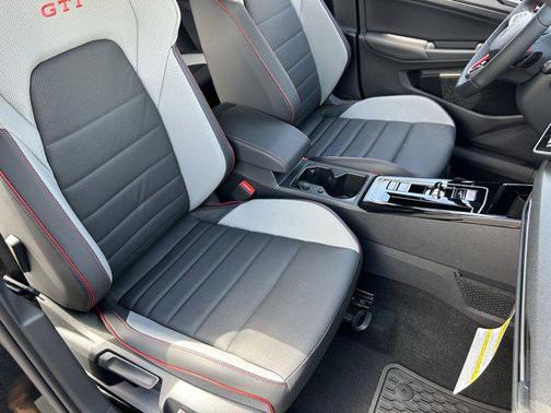 2025 Volkswagen Golf GTI 2.0T S DSG