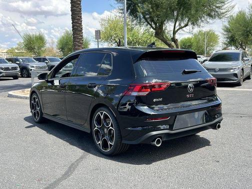2025 Volkswagen Golf GTI 2.0T S DSG