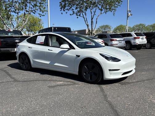Pearl White Multi-Coat 2021 Tesla Model 3 Long Range